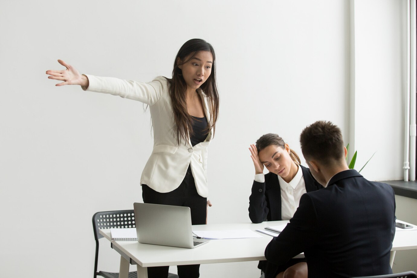 Handling Employee Misconduct: Progressive Discipline or Immediate Dismissal?